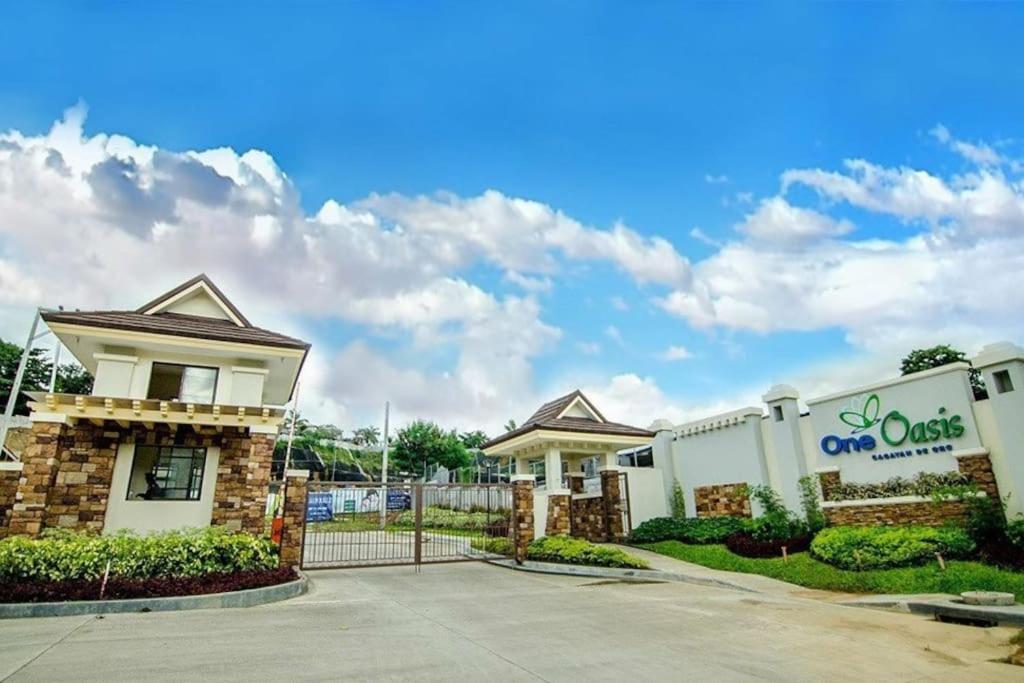 S&K One Oasis 2Br Condo Unit 2506 Cagayan de Oro Esterno foto